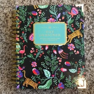 Used day designer planner
